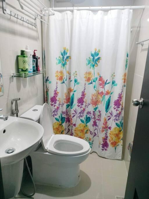 Cubao Manhattanheights U31N Tb, Studio Unit مانيلا المظهر الخارجي الصورة