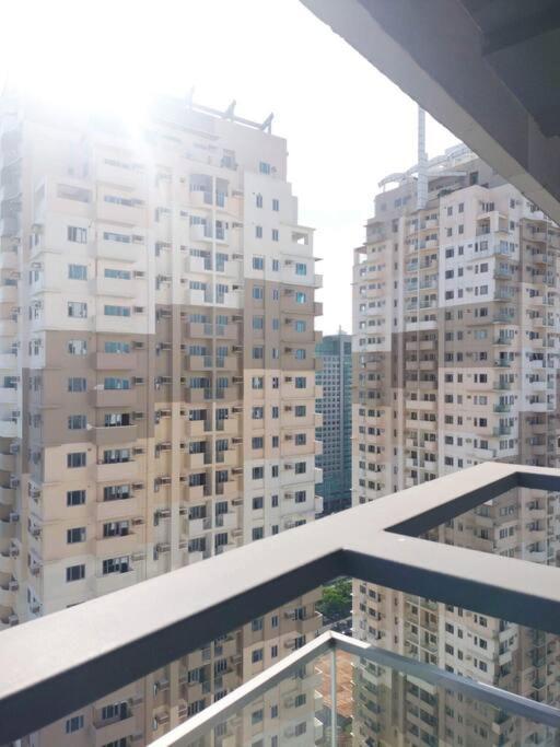 Cubao Manhattanheights U31N Tb, Studio Unit مانيلا المظهر الخارجي الصورة